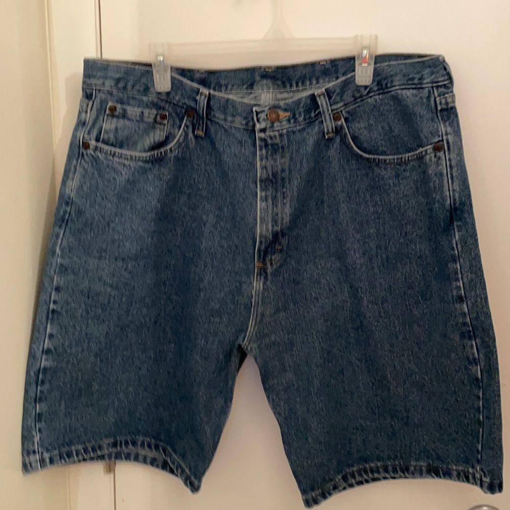 Wrangler relaxed fit denim shorts, great condition